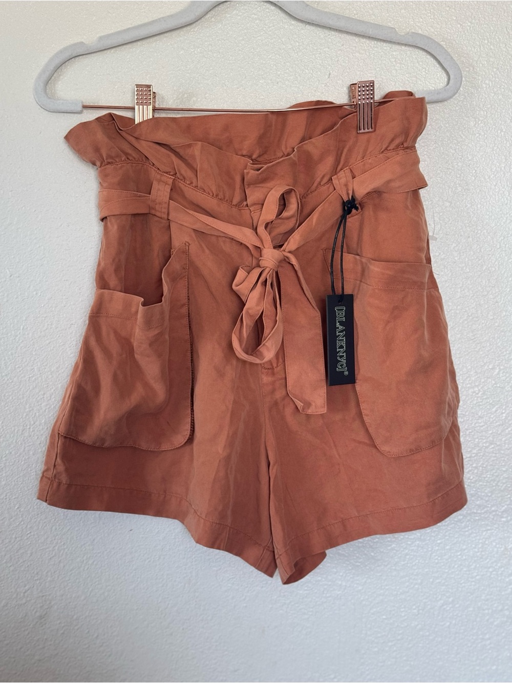 BLANK NYC LYOCELL SHORTS UTILITY HIGH RISE ORANGE RUST MALIBU PAPERBAG 26 NEW - Picture 2 of 10